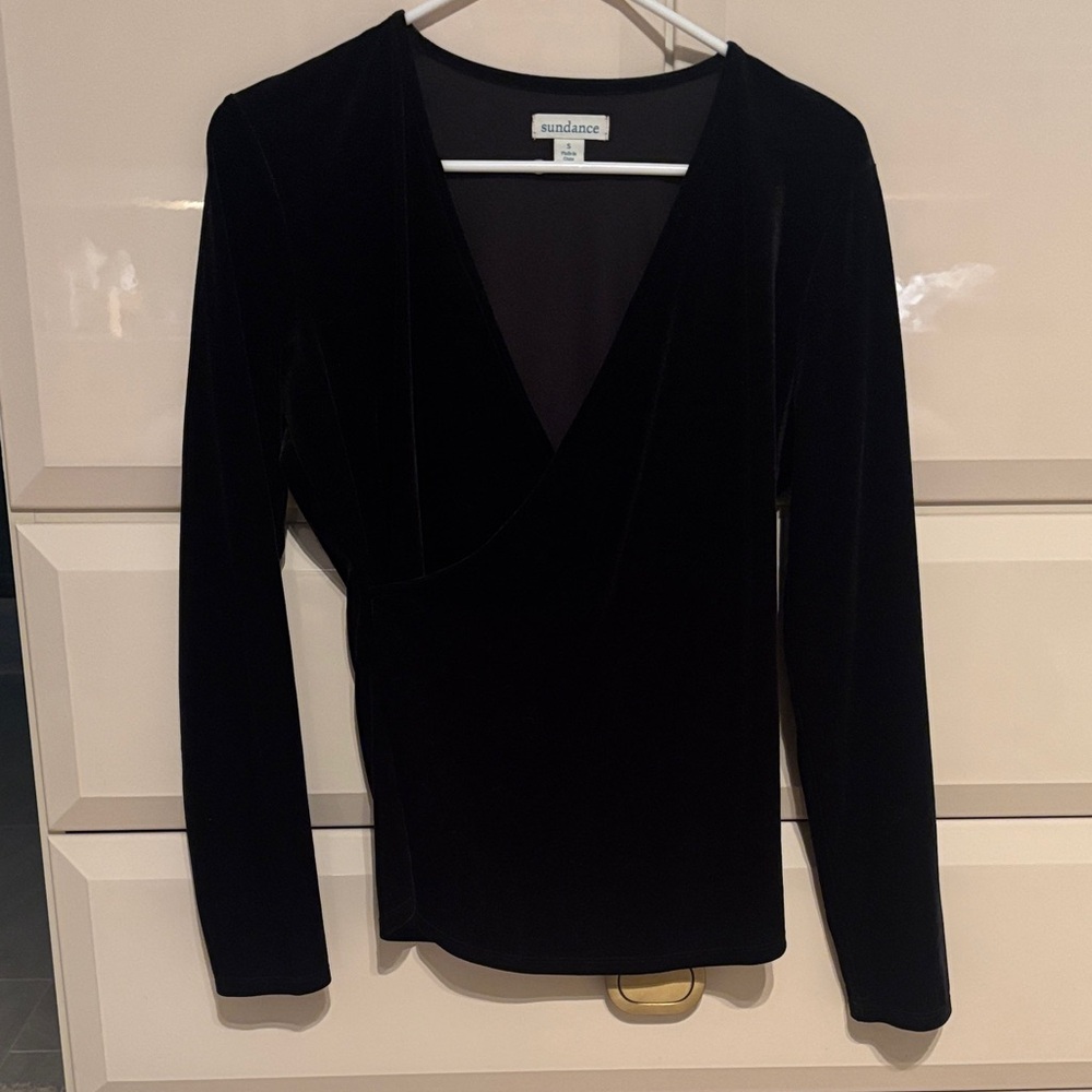 Sundance Black Velvet Long Sleeve top
